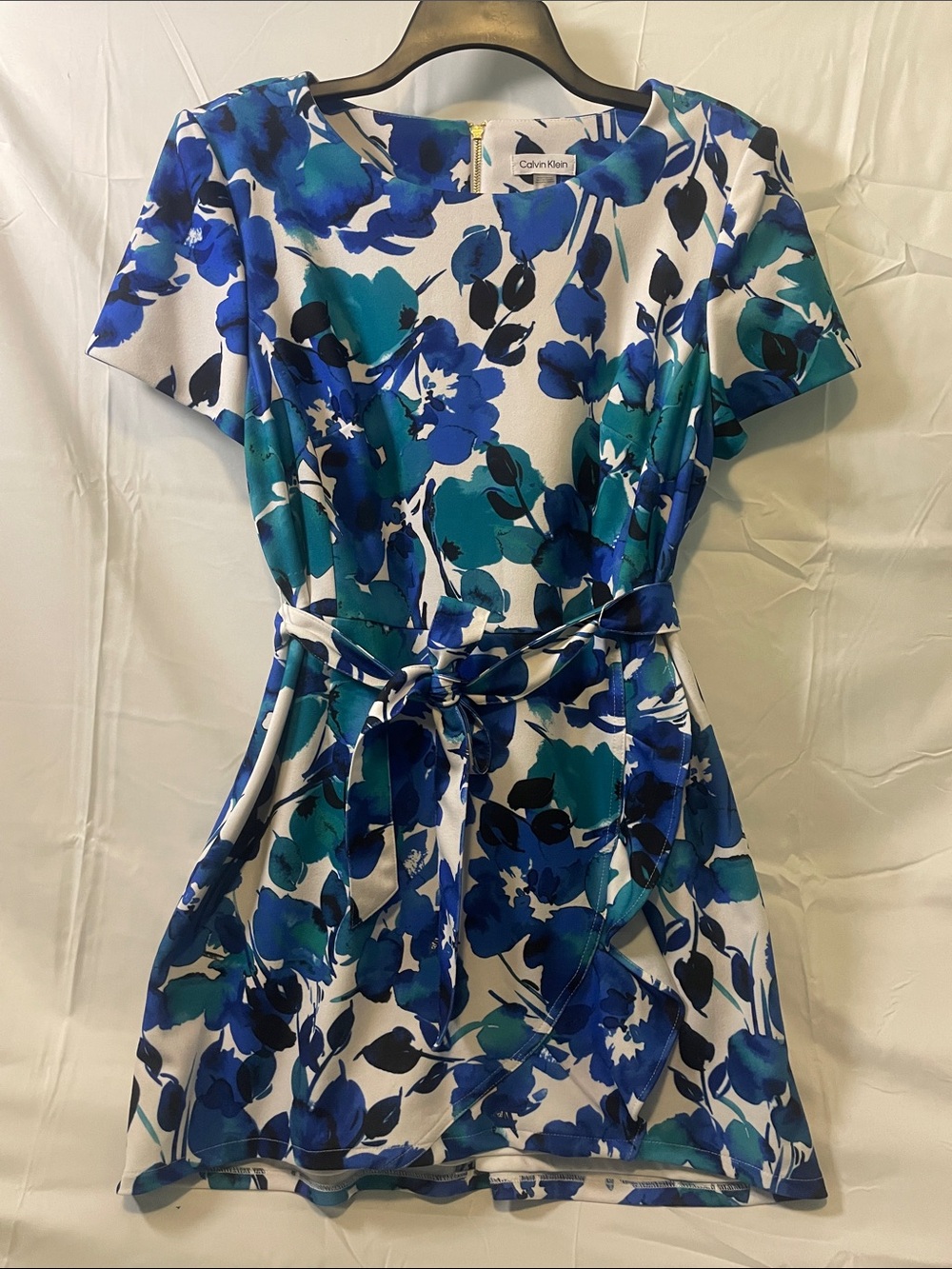 Size 14 Calvin Klein White Dress with Blue & Teal Floral Print and Tie Waist